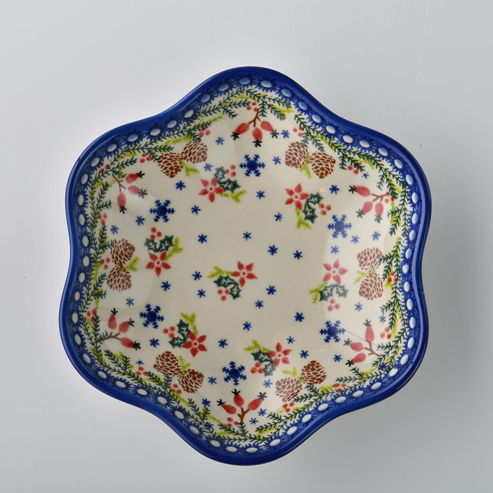 Handmade Polish Pottery Vena flower shaped plate,serving plate,20cm winter paradise Boleslawiec Ceramics