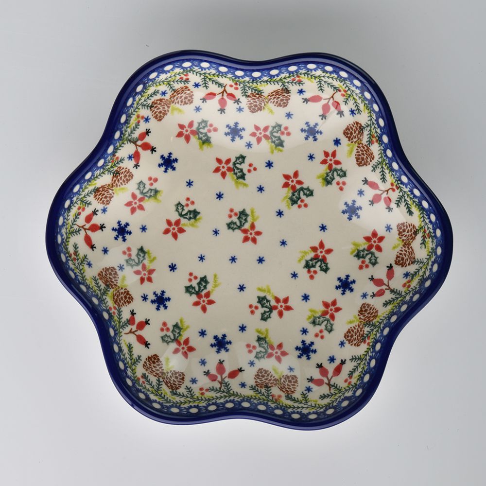Handmade Polish Pottery Vena flower shaped plate,serving plate,24cm winter paradise Boleslawiec Ceramics