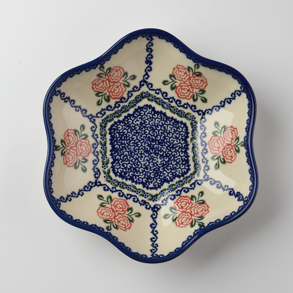 Handmade Polish Pottery Vena flower shaped plate,serving plate,20cm rose garden Boleslawiec Ceramics